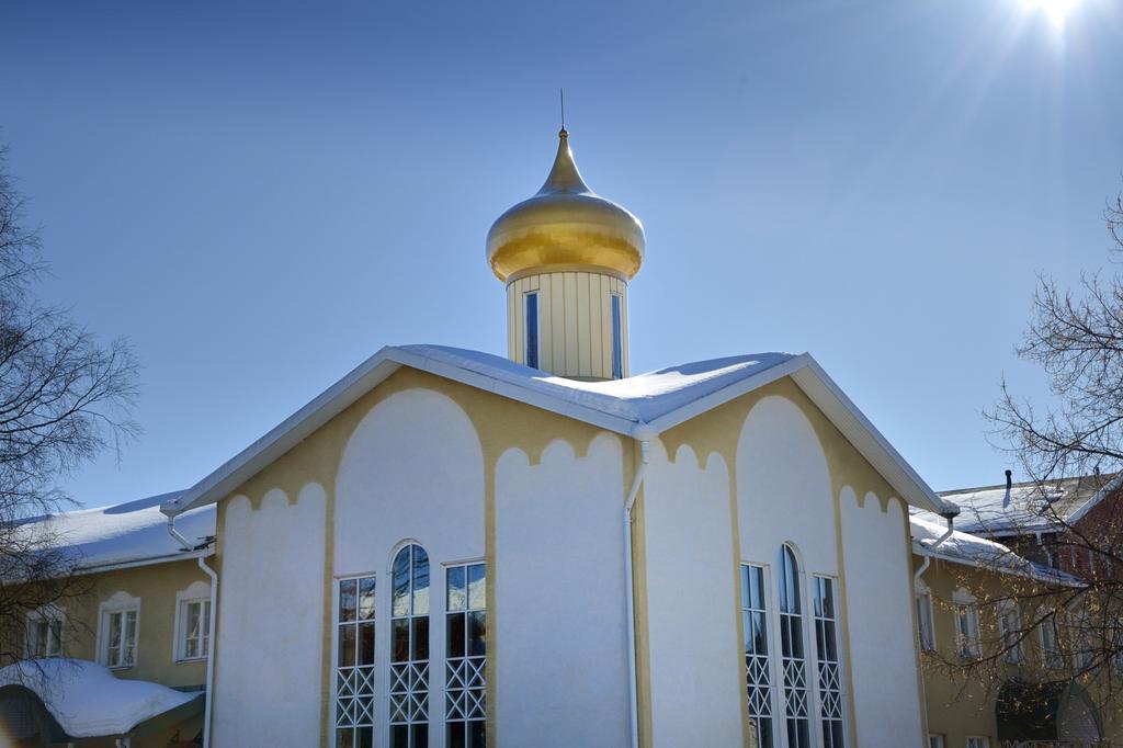 Hotel Golden Dome Iisalmi Exterior foto